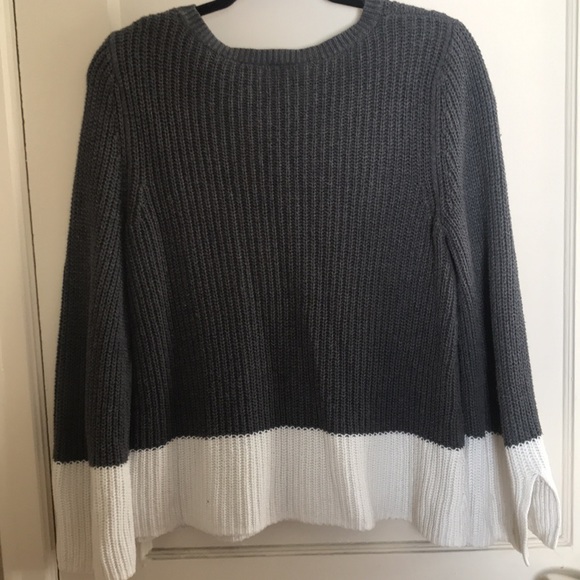 Dark gray and white color block sweater! - Picture 4 of 4